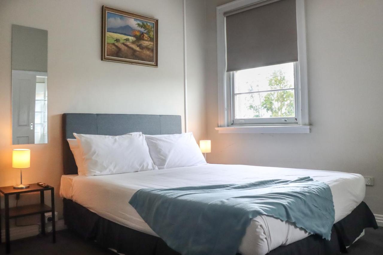 Tates Hotel Windsor Dış mekan fotoğraf