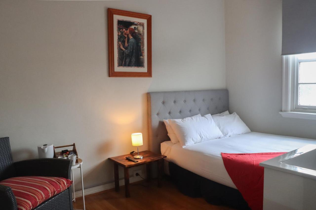 Tates Hotel Windsor Dış mekan fotoğraf