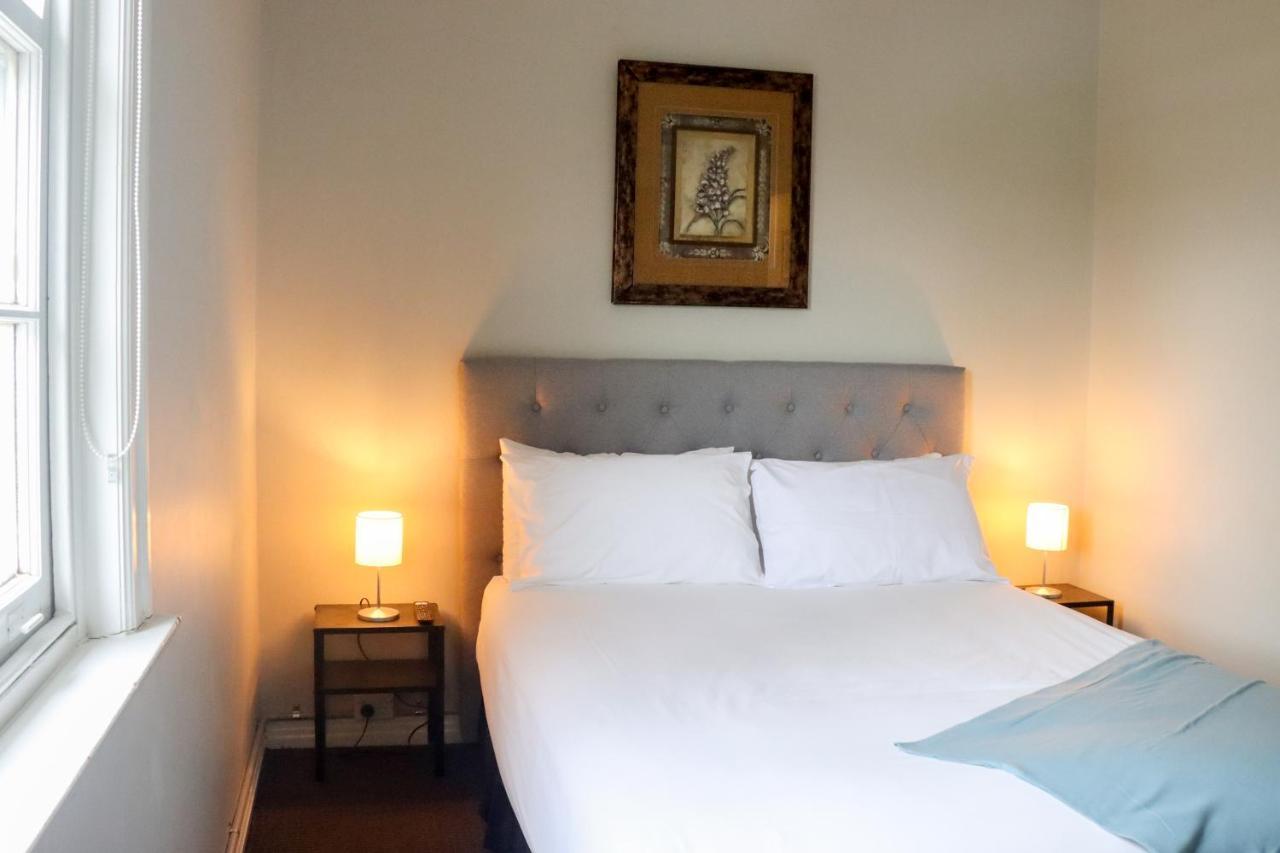 Tates Hotel Windsor Dış mekan fotoğraf