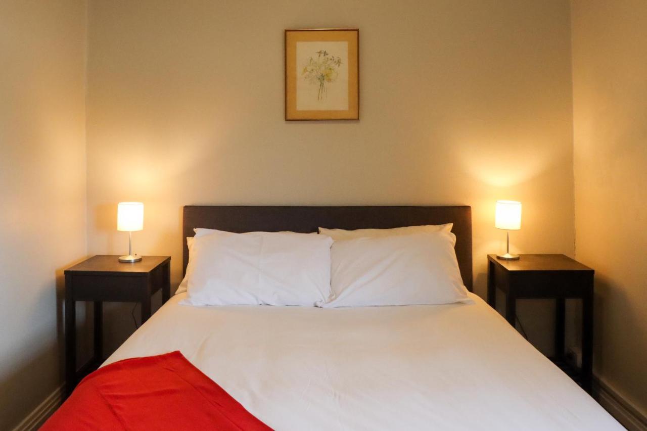 Tates Hotel Windsor Dış mekan fotoğraf