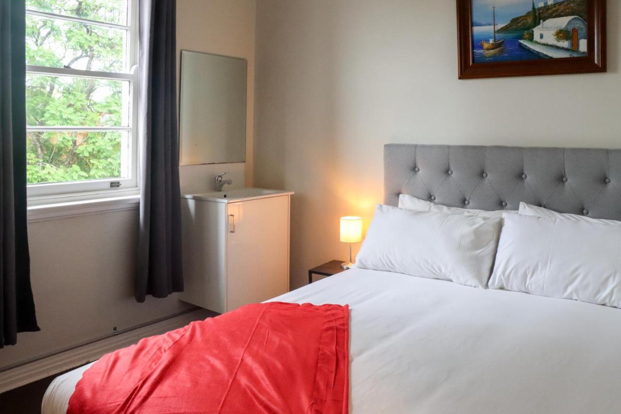 Tates Hotel Windsor Dış mekan fotoğraf